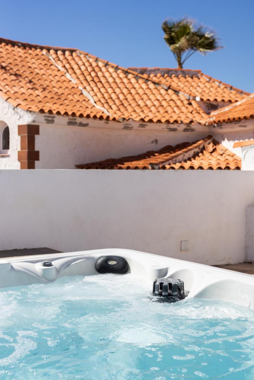 Casa Naranja - Heated Pool - Bbq - Terrace - Free Wifi - Child & Pet-Friendly - 3 Bedrooms - 6 People Poris de Abona Extérieur photo