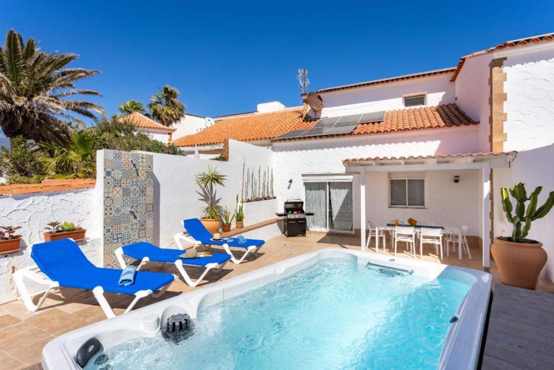 Casa Naranja - Heated Pool - Bbq - Terrace - Free Wifi - Child & Pet-Friendly - 3 Bedrooms - 6 People Poris de Abona Extérieur photo